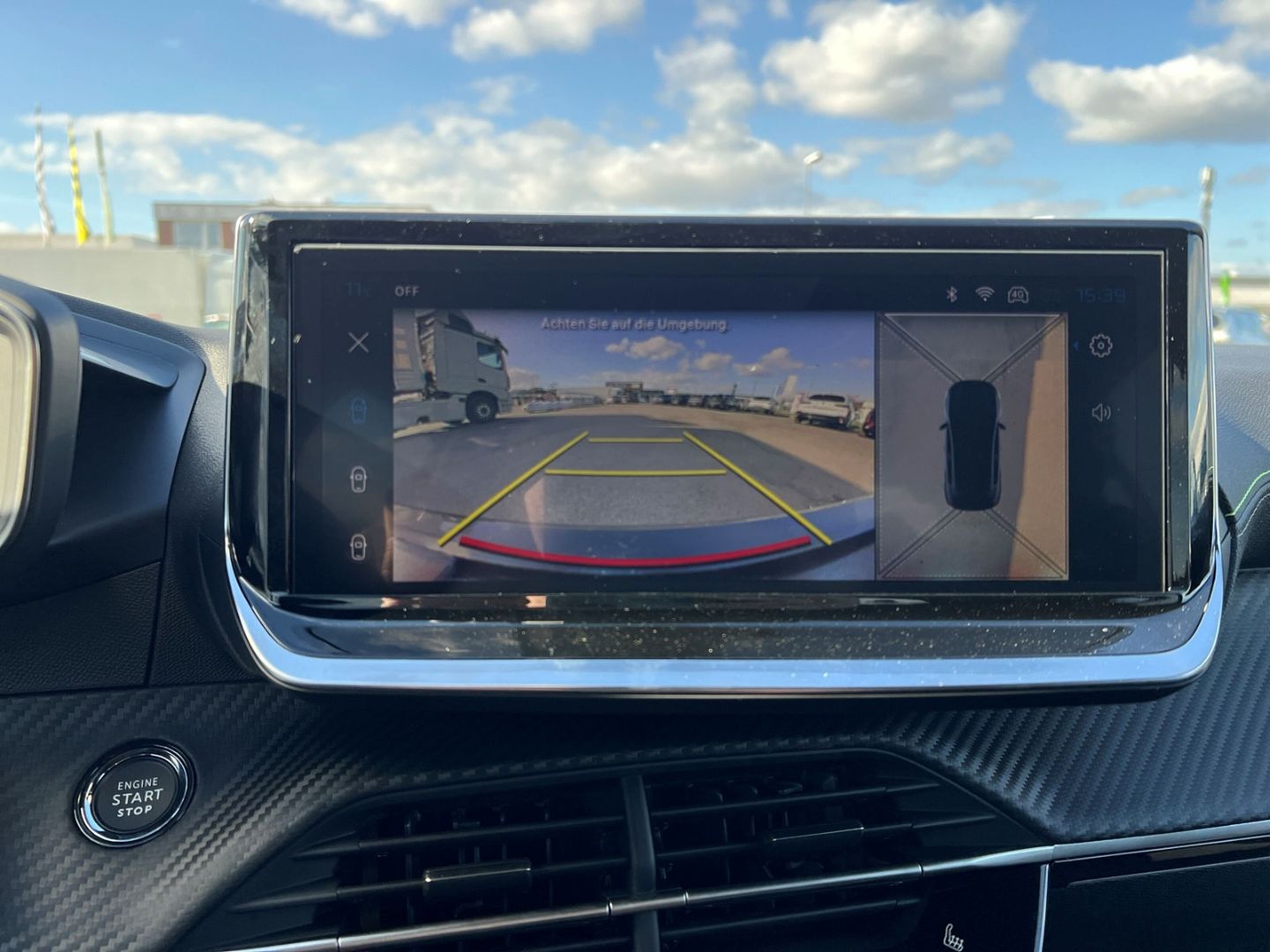 Peugeot e-208 - Bild 25