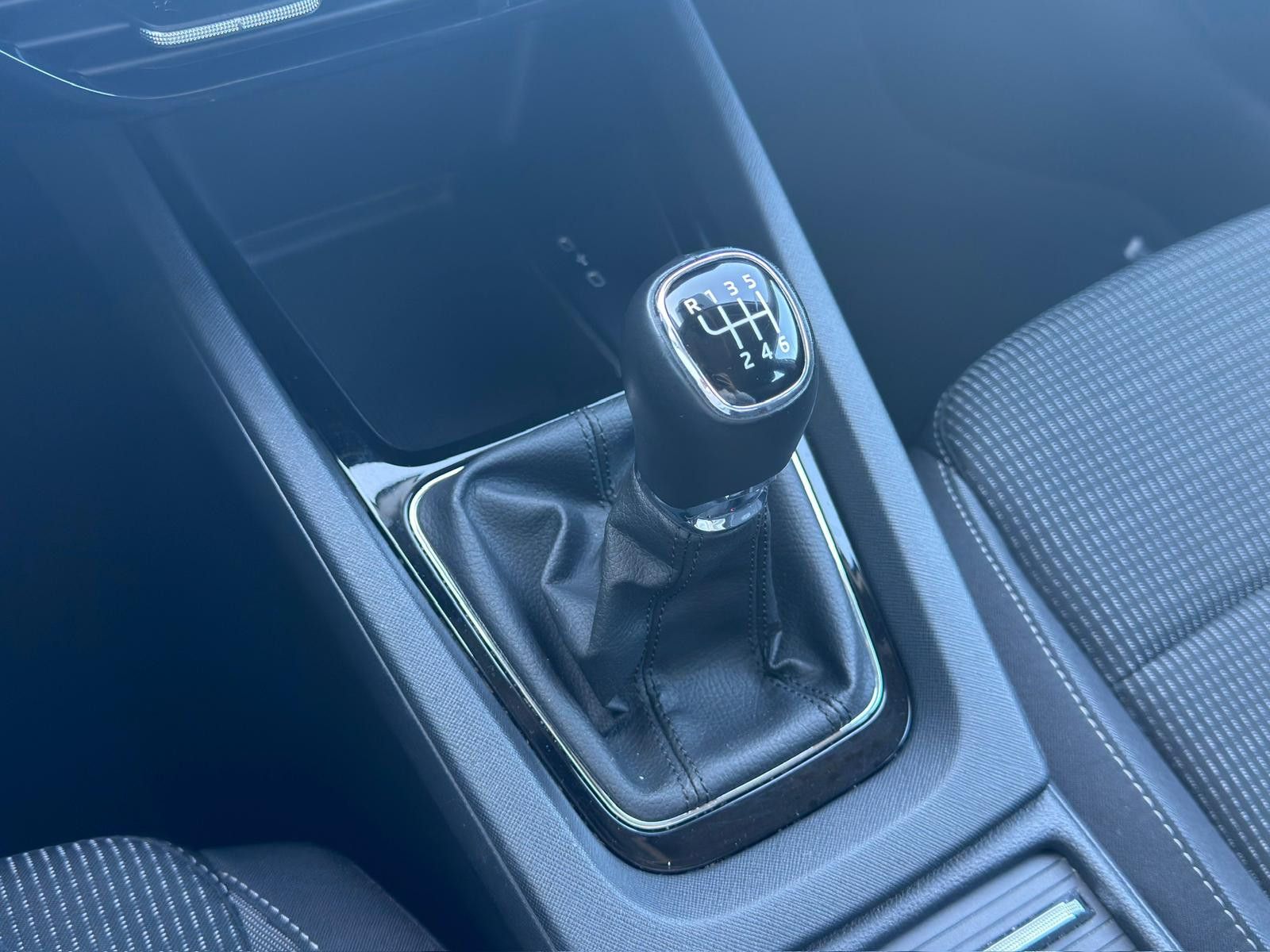 Fahrzeugabbildung SKODA Octavia Combi Ambition