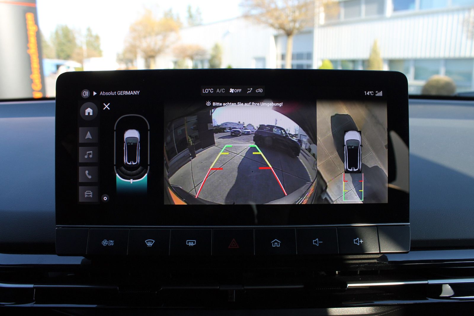 Fahrzeugabbildung MG MG4 Luxury 5D 150kW LED 360° ACC CarPlay BT NAV