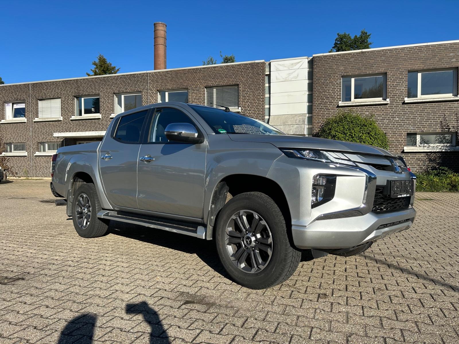 Mitsubishi L200 Spirit Doppelkabine 4WD AHK Keyless etc.