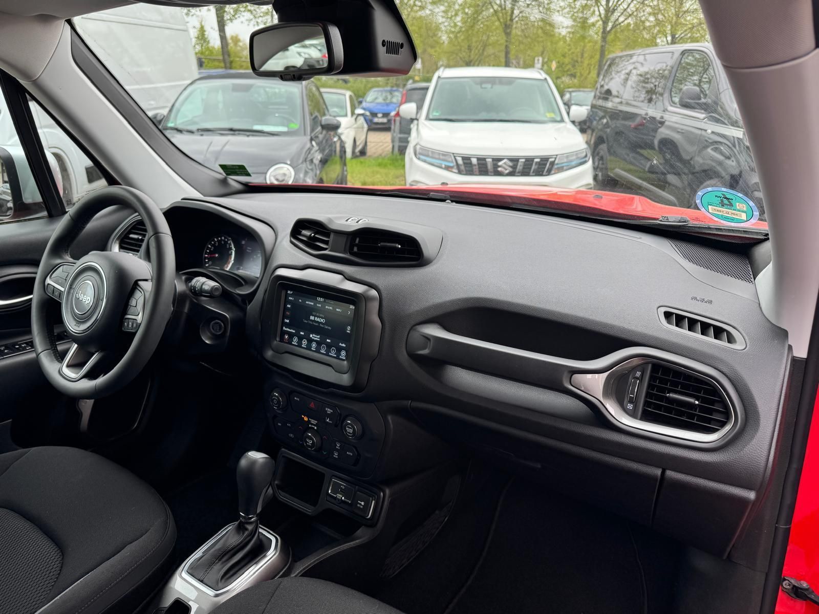 Jeep Renegade - Bild 13