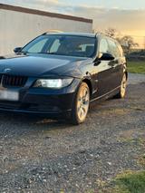 BMW e91 318d Touring - BMW 318 aus 2006: 318d