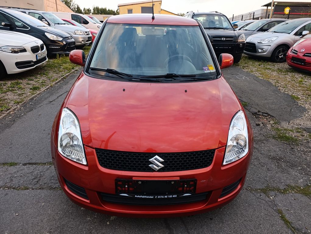 Suzuki Swift Lim. Club*NAVI*APPLE CAR PLAY*DAB*KLIMA*