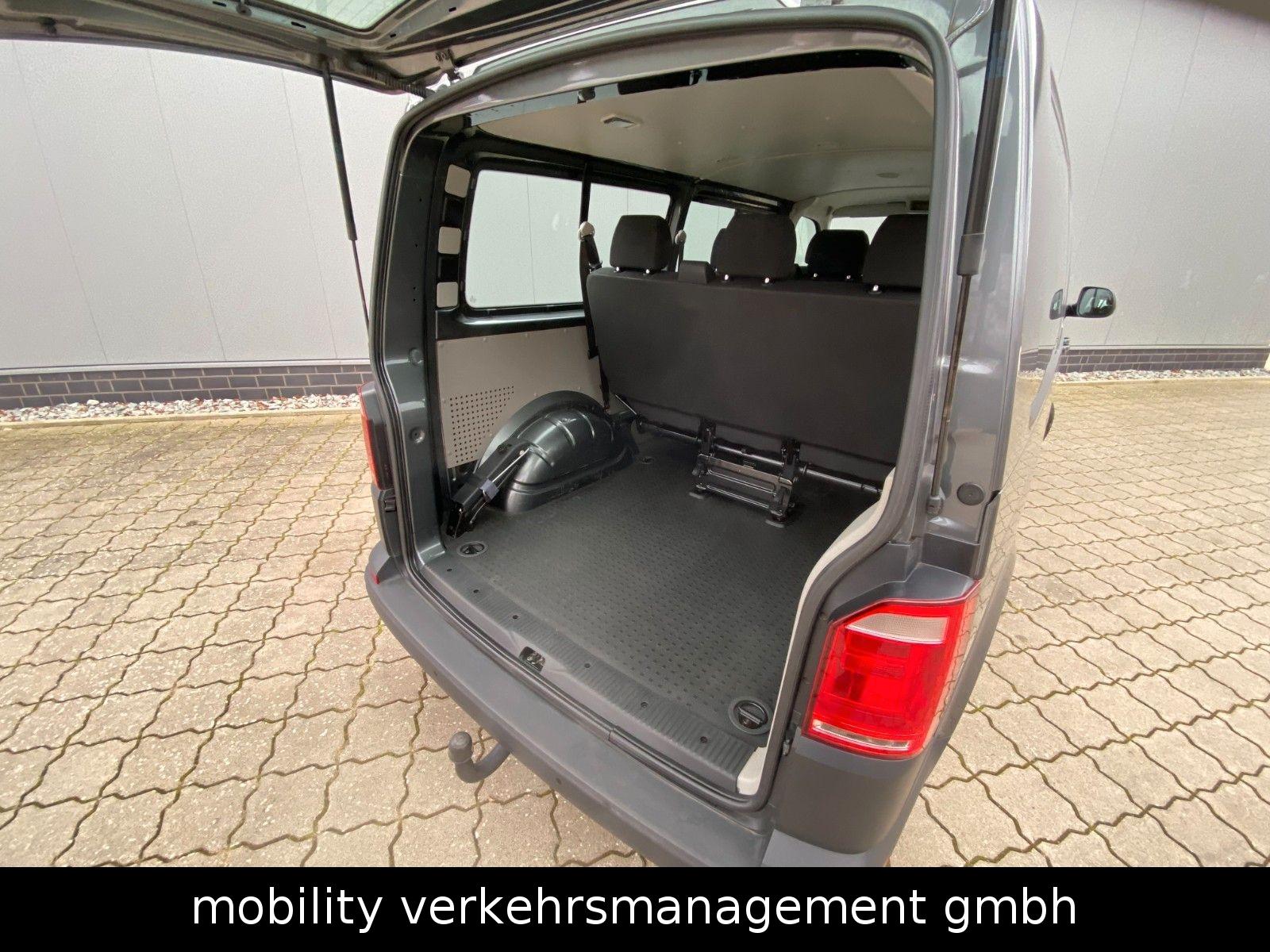 Volkswagen T6 Kombi lang DSG Rollstuhl Rampe AHK Klima Navi