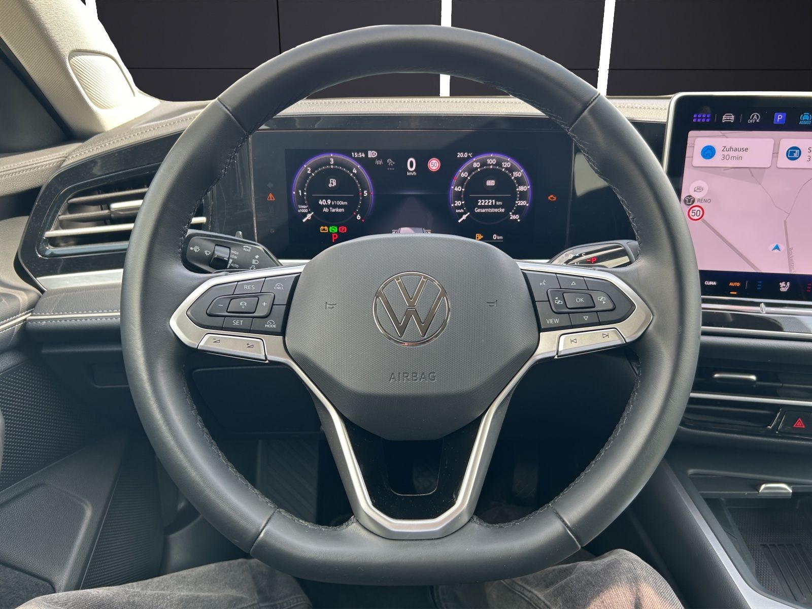 Fahrzeugabbildung Volkswagen Passat Variant Business TDI DSG LED ACC AHK SHZ
