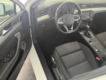 Volkswagen Passat Variant - 8