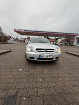 Opell 1.8 benzin - Opel Vectra aus 2004: Kombi