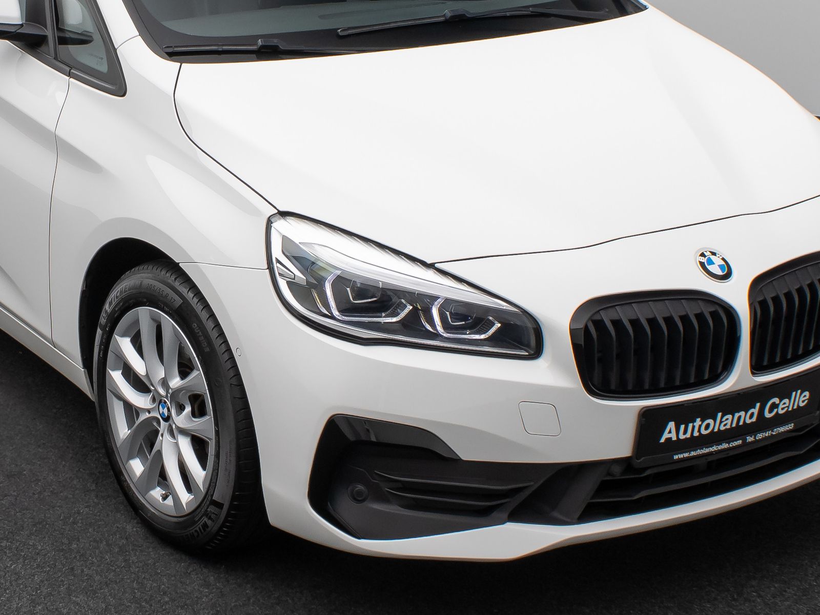 Fahrzeugabbildung BMW 220d Gran Tourer Advantage Kamera HUD Komfort