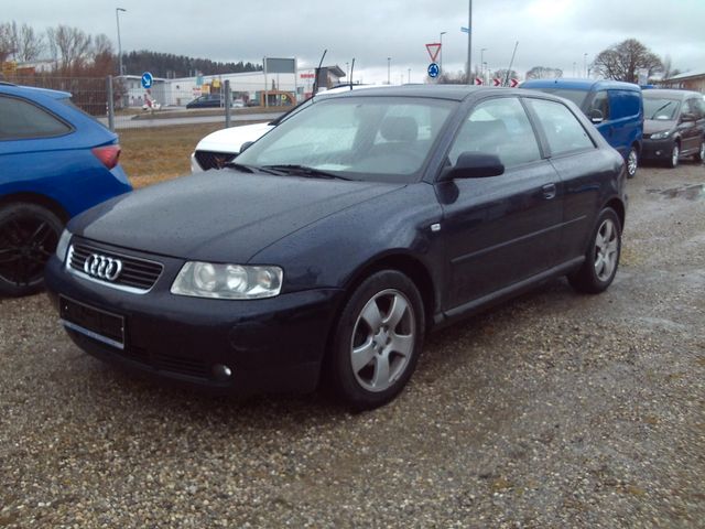 Audi A3 1.6 Ambiente 1.Hand Sitzheizung Klima 8.Fachb