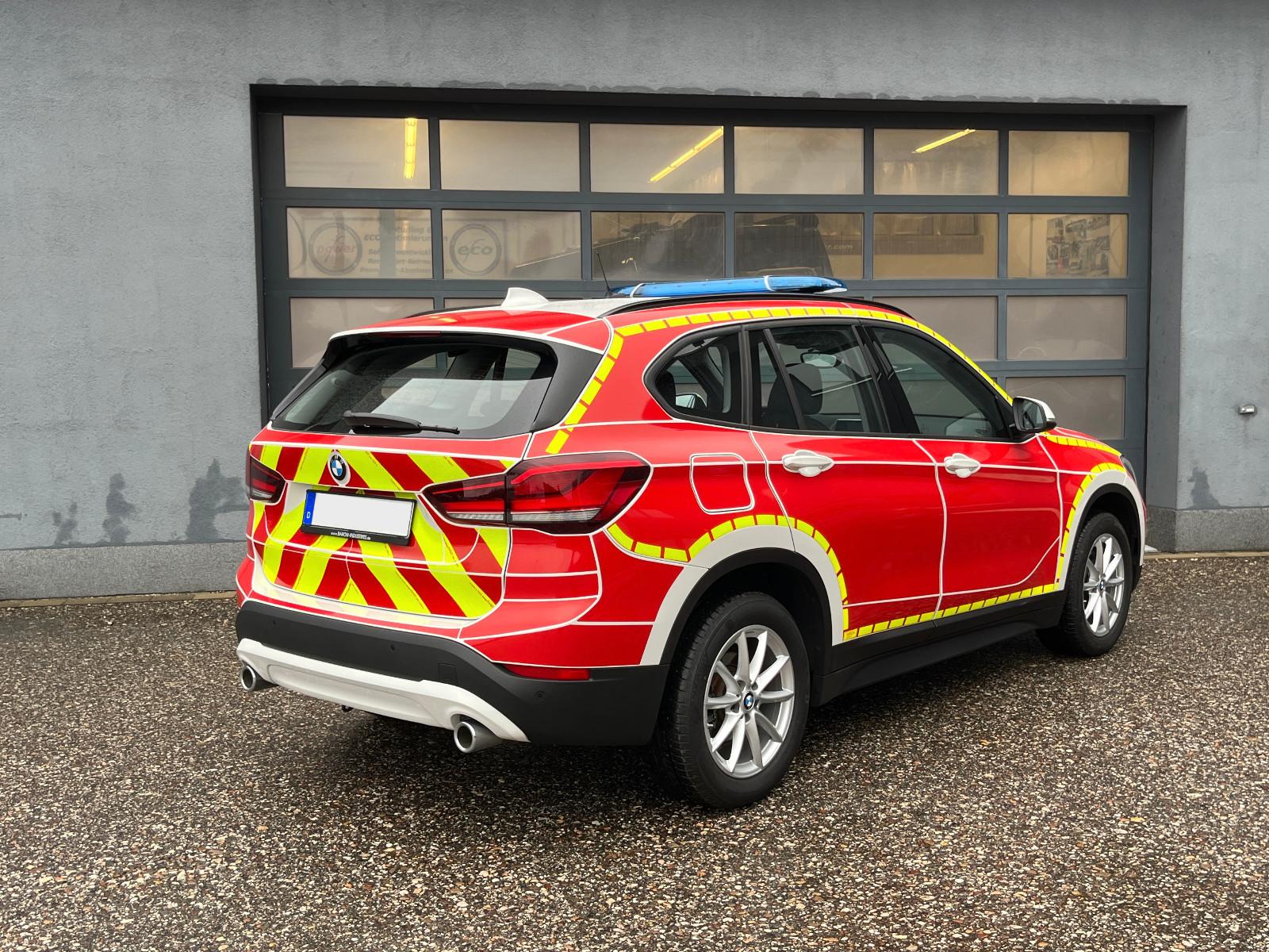 BMW X1 Baureihe X1 xDrive 18d *Feuerwehr, DRK, KdoW*