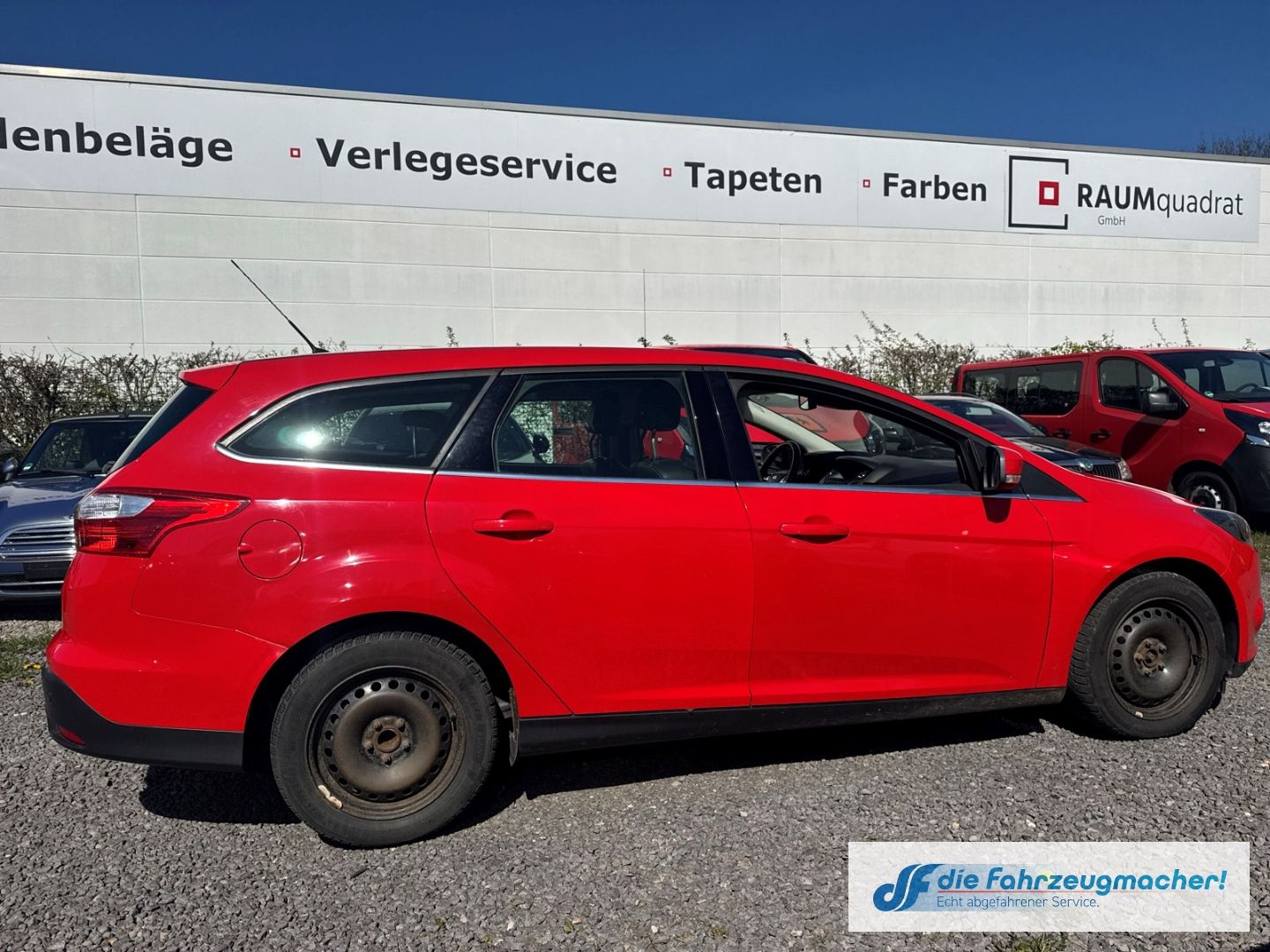 Fahrzeugabbildung Ford Focus Turnier Titanium Navi Leder *EXPORT