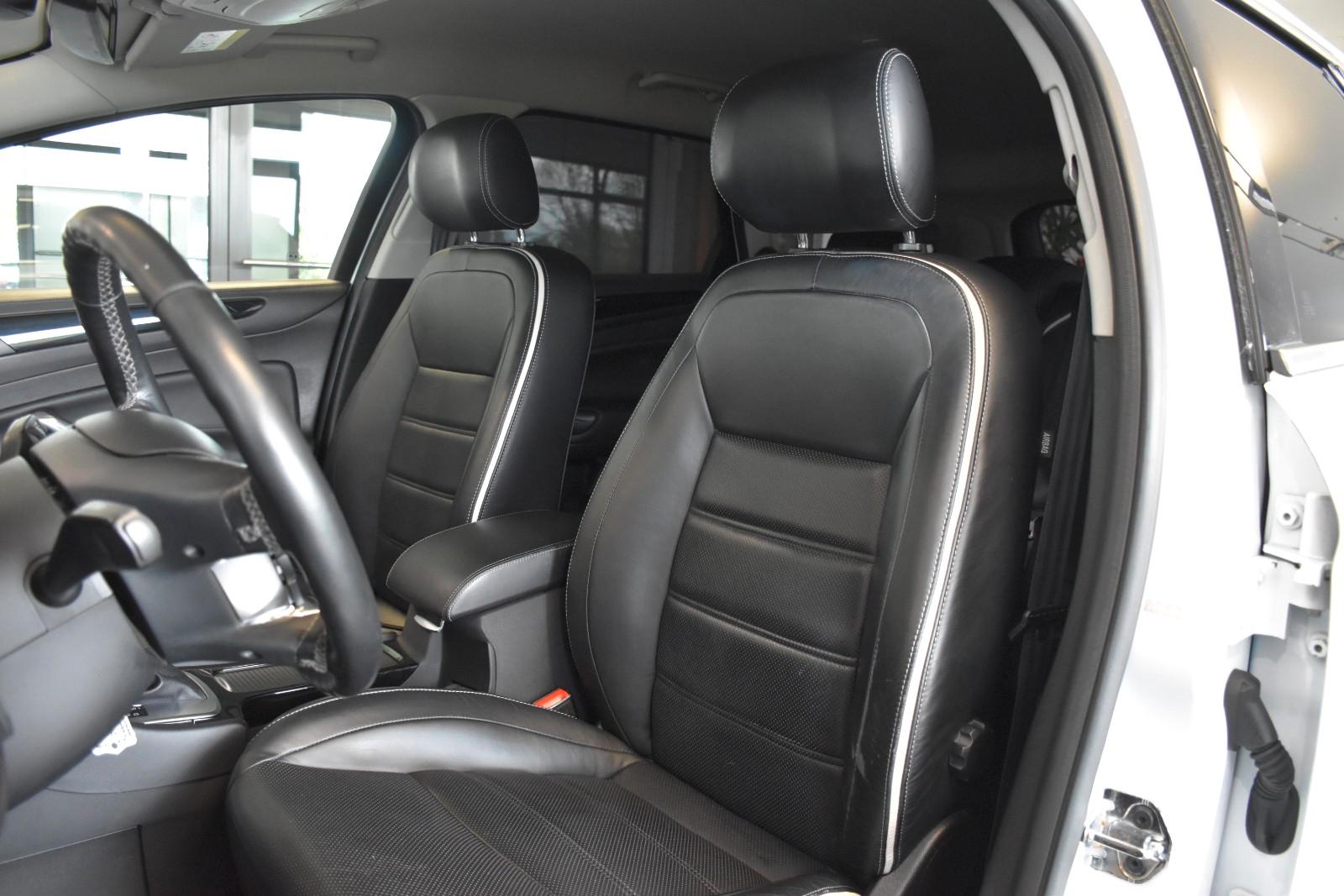 Ford Mondeo 2014 — photo 17