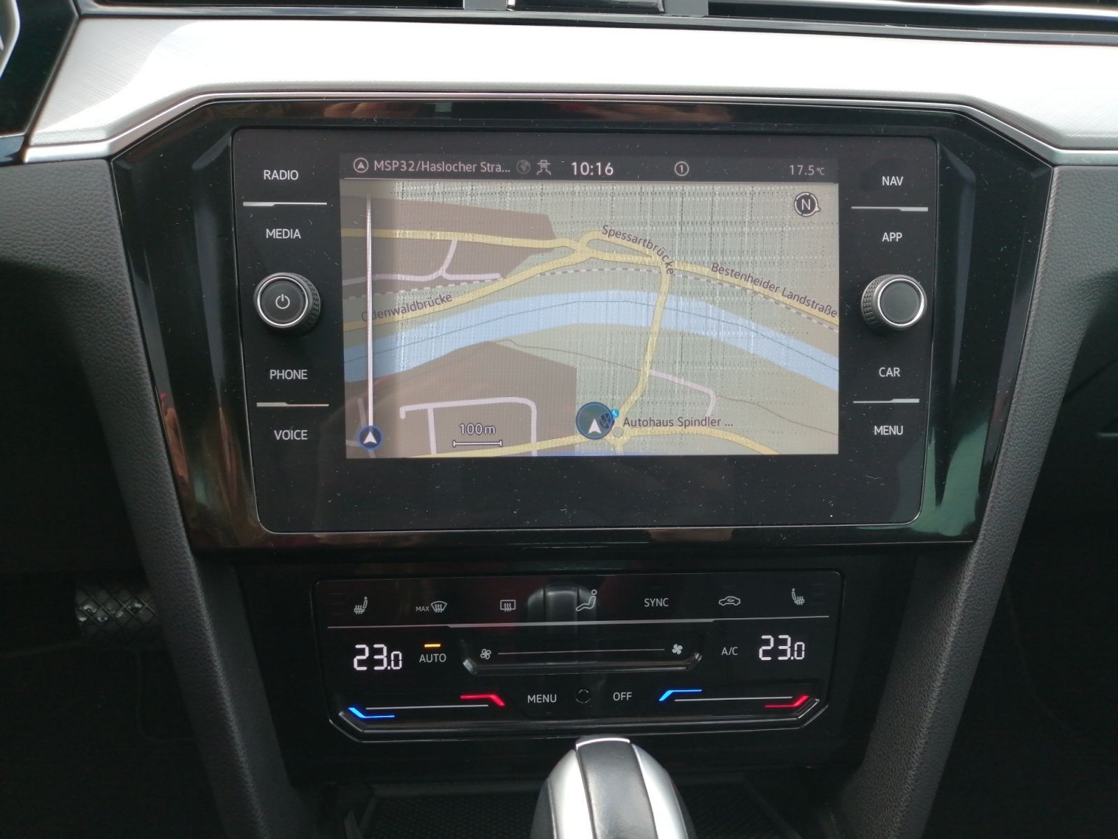 Volkswagen Passat Variant - Bild 13