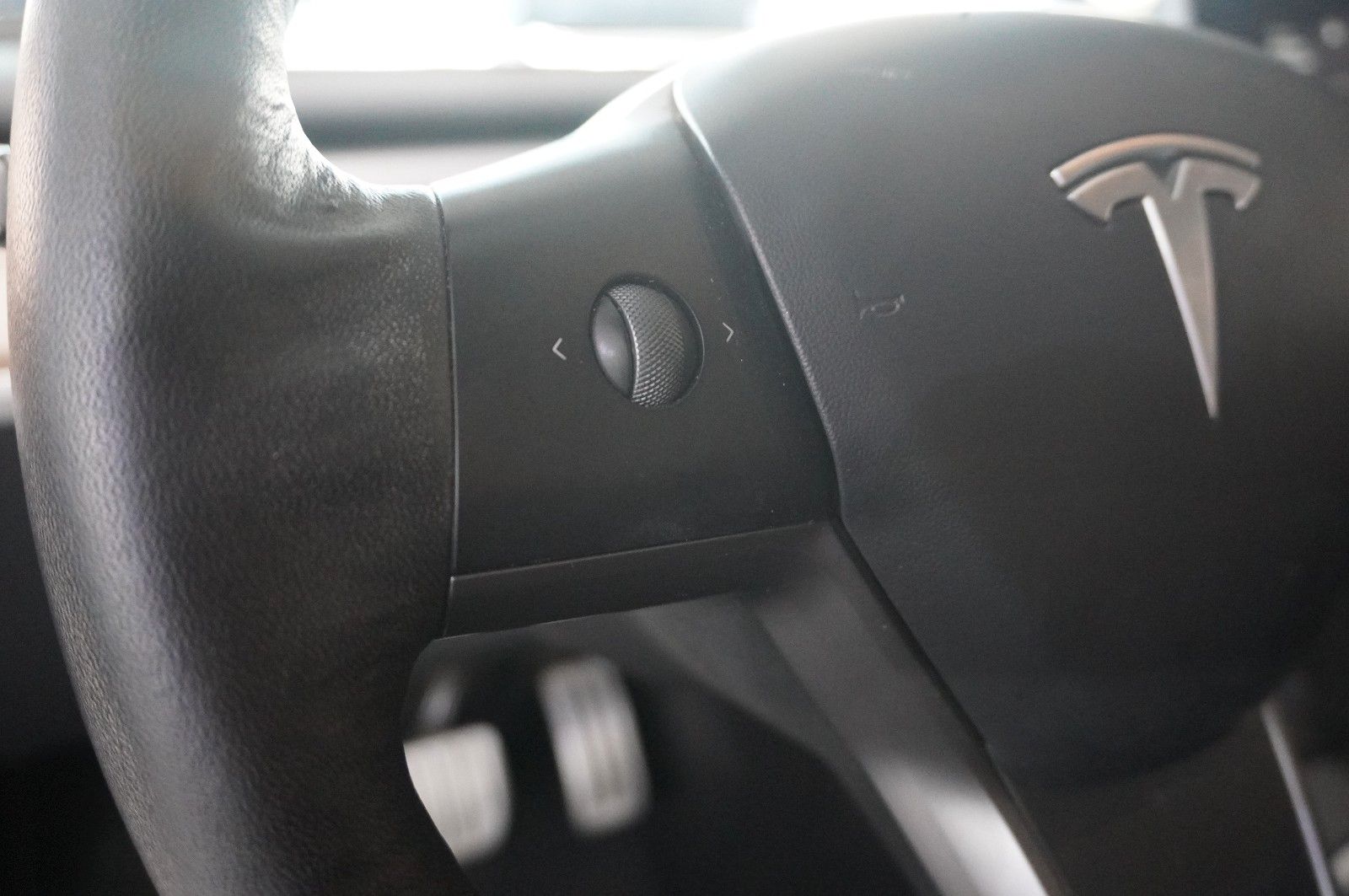 Fahrzeugabbildung Tesla Model 3 PERFORMANCE DUAL-MOTOR NAVI/LED/PILOT+