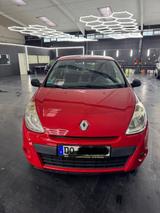 Renault Clio Aus erster Hand!!!!TüvNeu!!!Nur 60000km  - gebrauchte Renault Clio aus dem Jahr 2010