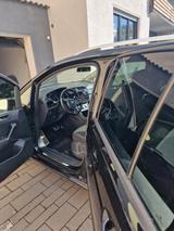 Volkswagen vw touran 7 Sitzplätze 2.0 aus zweiter Hand - : Zweite Hand