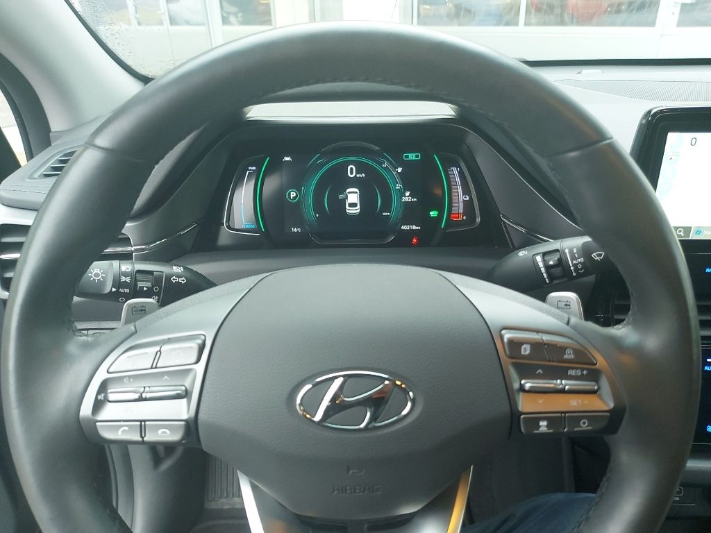 Fahrzeugabbildung Hyundai IONIQ Elektro Style 38 kWh