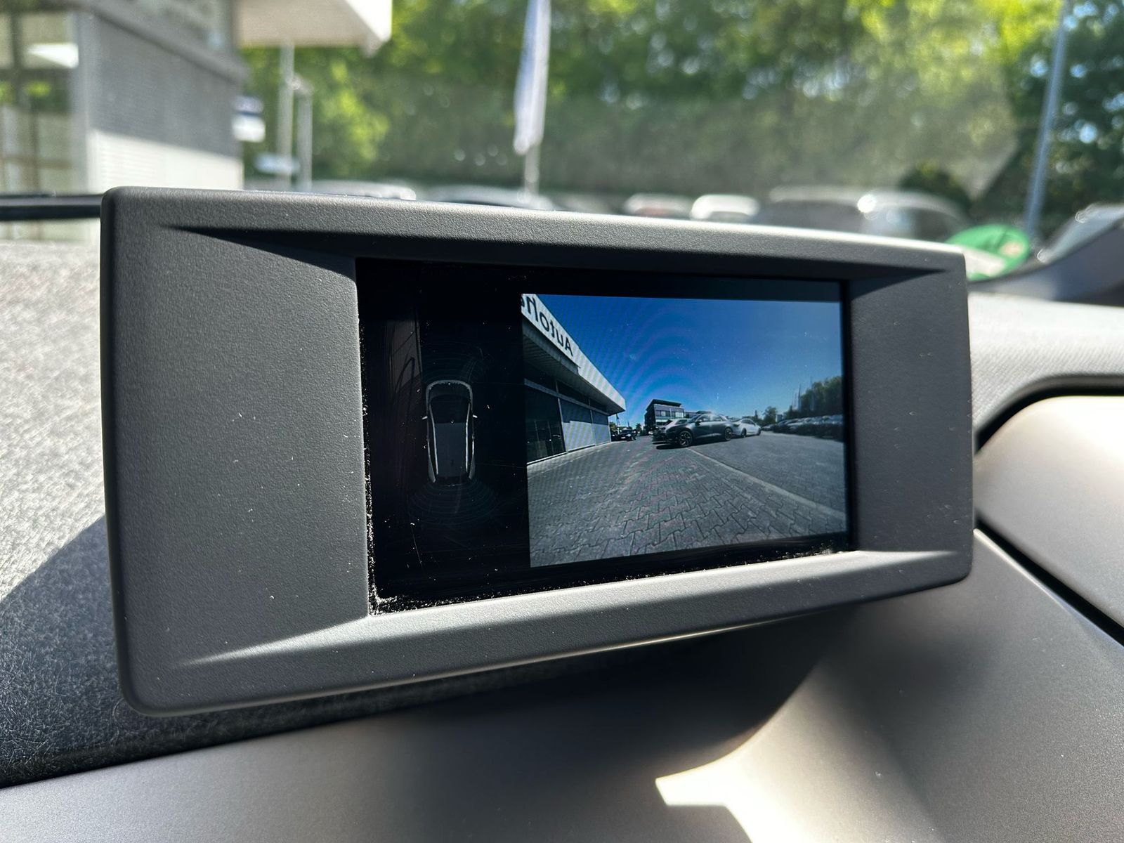 Fahrzeugabbildung BMW i3 s 120Ah PANO+NAVI+LED+SITZHZ+KAMER+TEMP+DAB+M