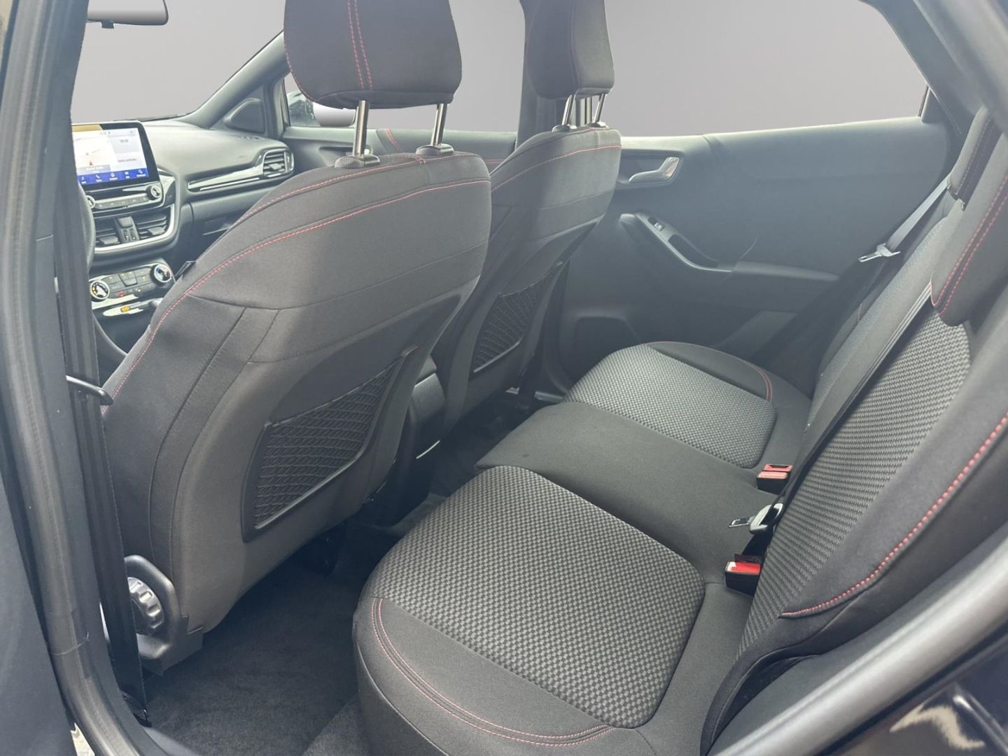 Fahrzeugabbildung Ford Puma ST-Line Navi LED DAB SHZ LenkradHZG Keyless