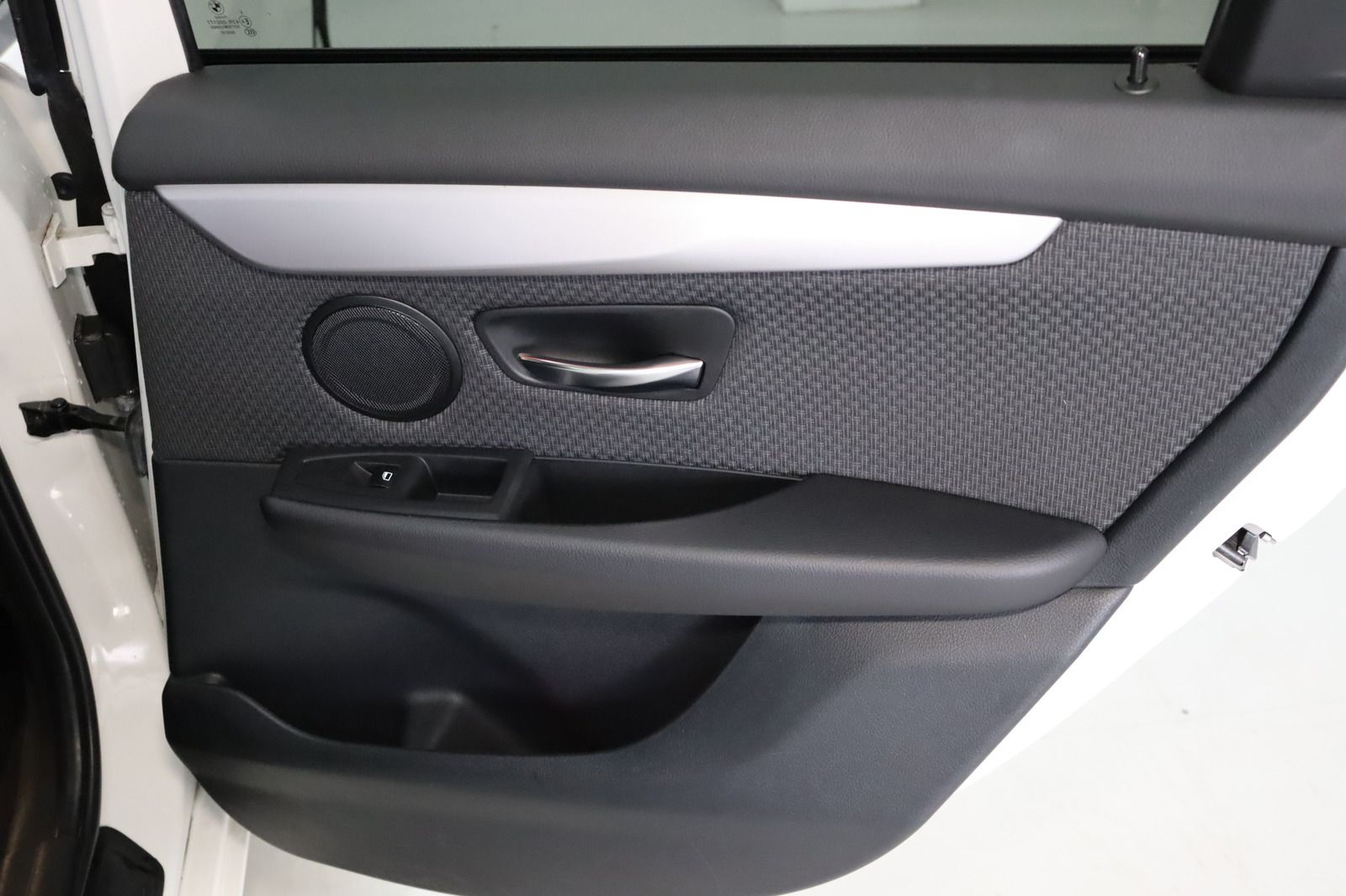 Fahrzeugabbildung BMW 218 i Active Tourer LED * Navi * PDC * Sitzhzg.