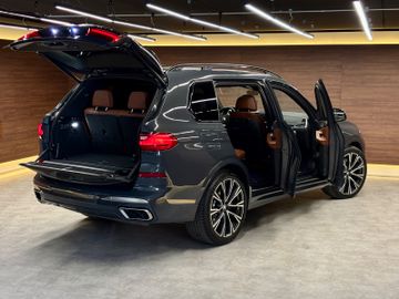 BMW X7 M50 - 11