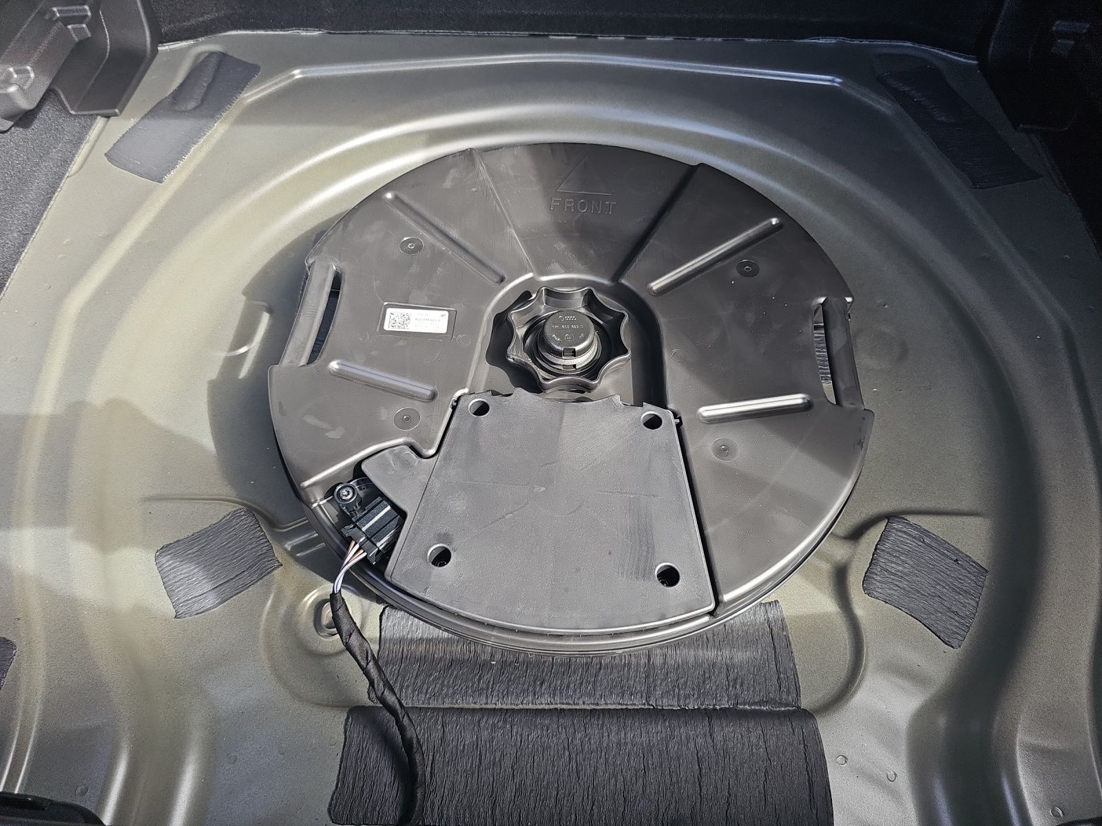 Fahrzeugabbildung CUPRA Terramar 1.5 eTSI DSG ACC LED NAVI