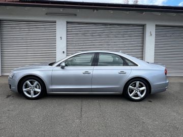 Audi A8 - 3