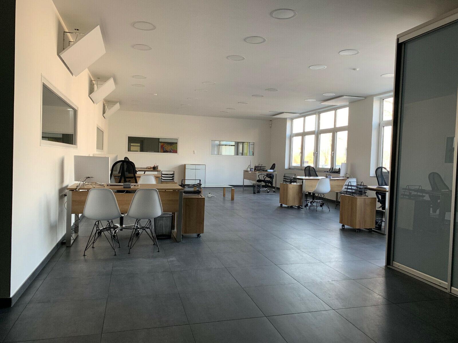 showroom-image-main