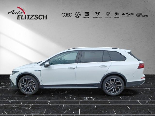 Fahrzeugabbildung Volkswagen Golf VIII Variant TDI Alltrack 4Mo DSG Navi Matr