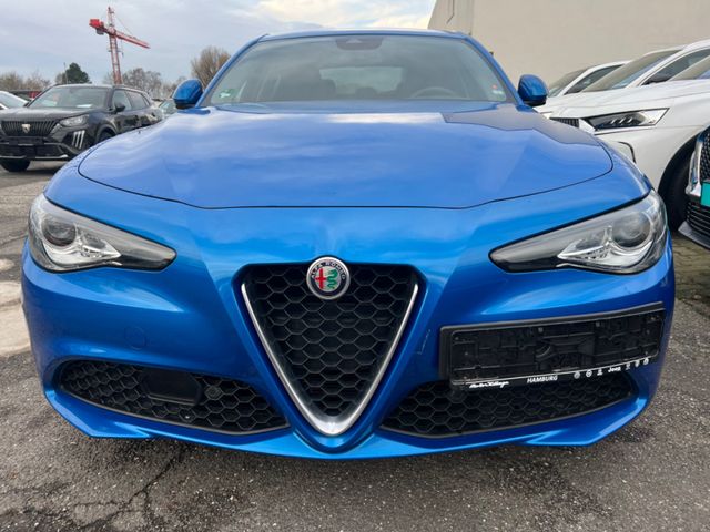 Alfa Romeo Giulia Super 2.0L Turbo ACC