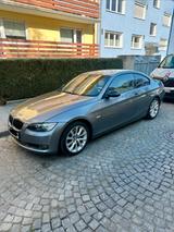 BMW 320 LCI Coupé Automatik - BMW 320 aus 2009: Coupe