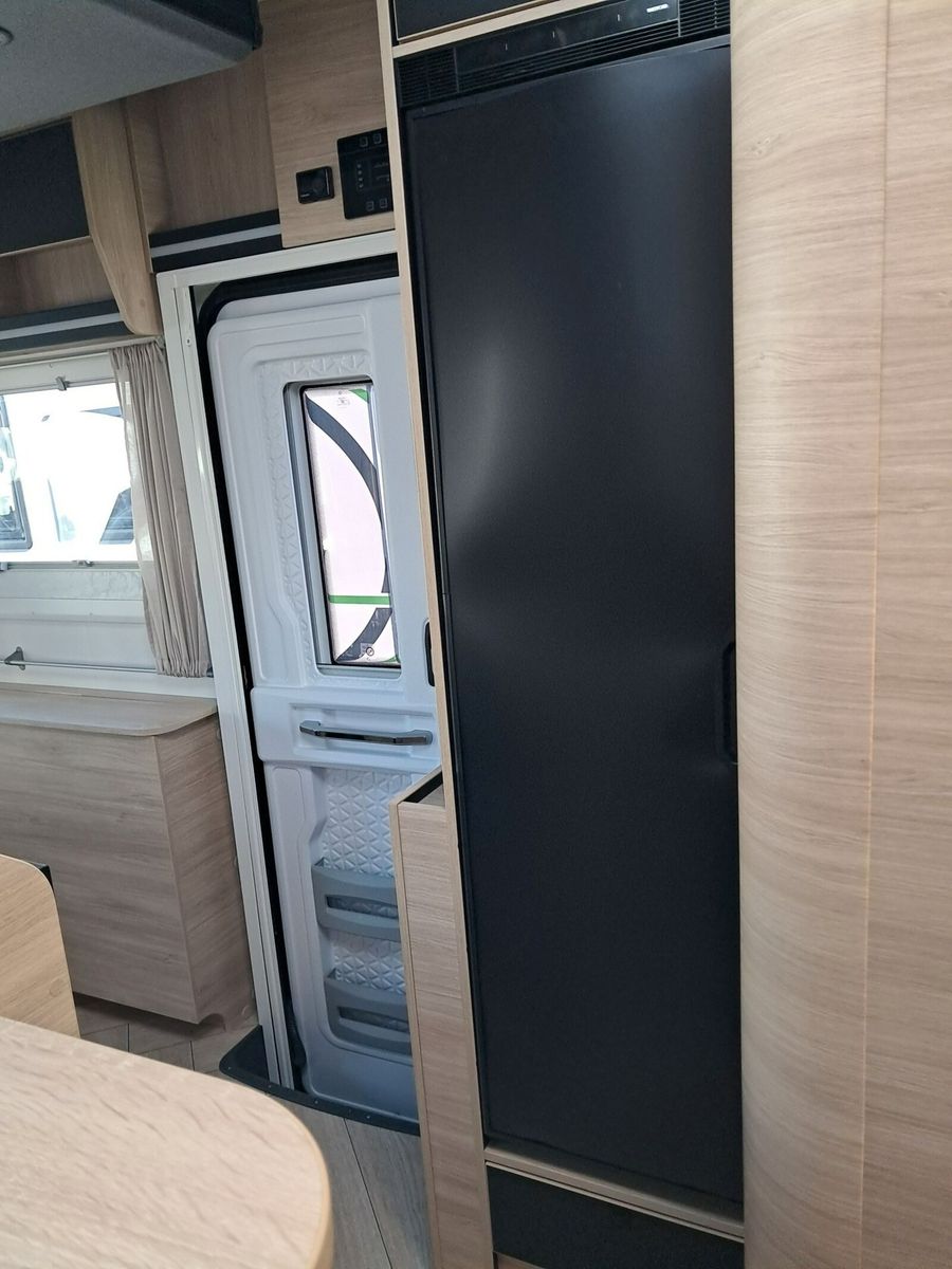 Fahrzeugabbildung Chausson Teilintegriert Etape Line 660 AHK, Solar, Markis
