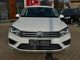 Volkswagen Touareg V6 TDI R-Line Terrain Tech 4Mot *LUFT* - mit Diesel-Antrieb: Allradantrieb