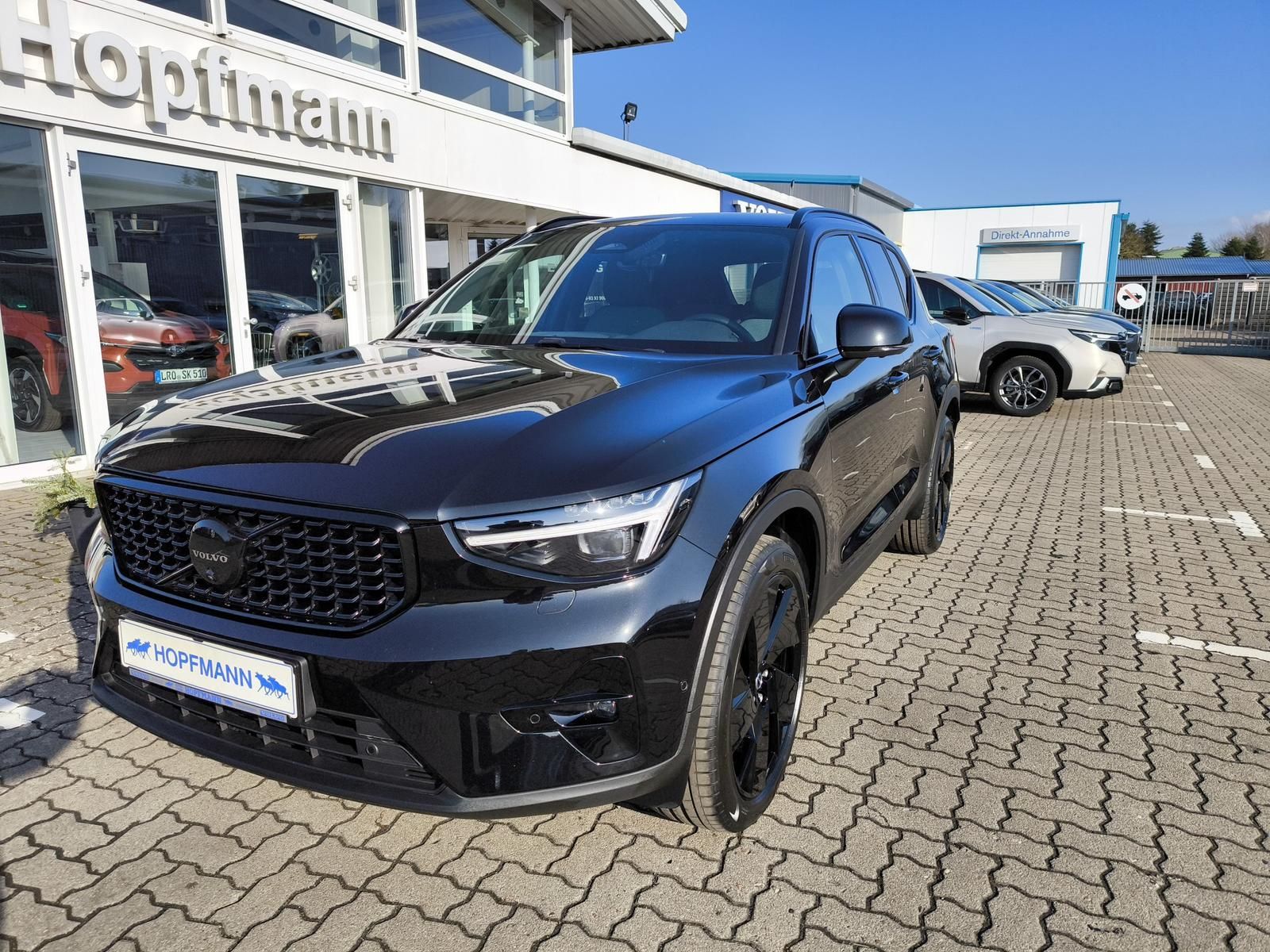 Volvo XC40 B3 Benzin Black Edition Plus