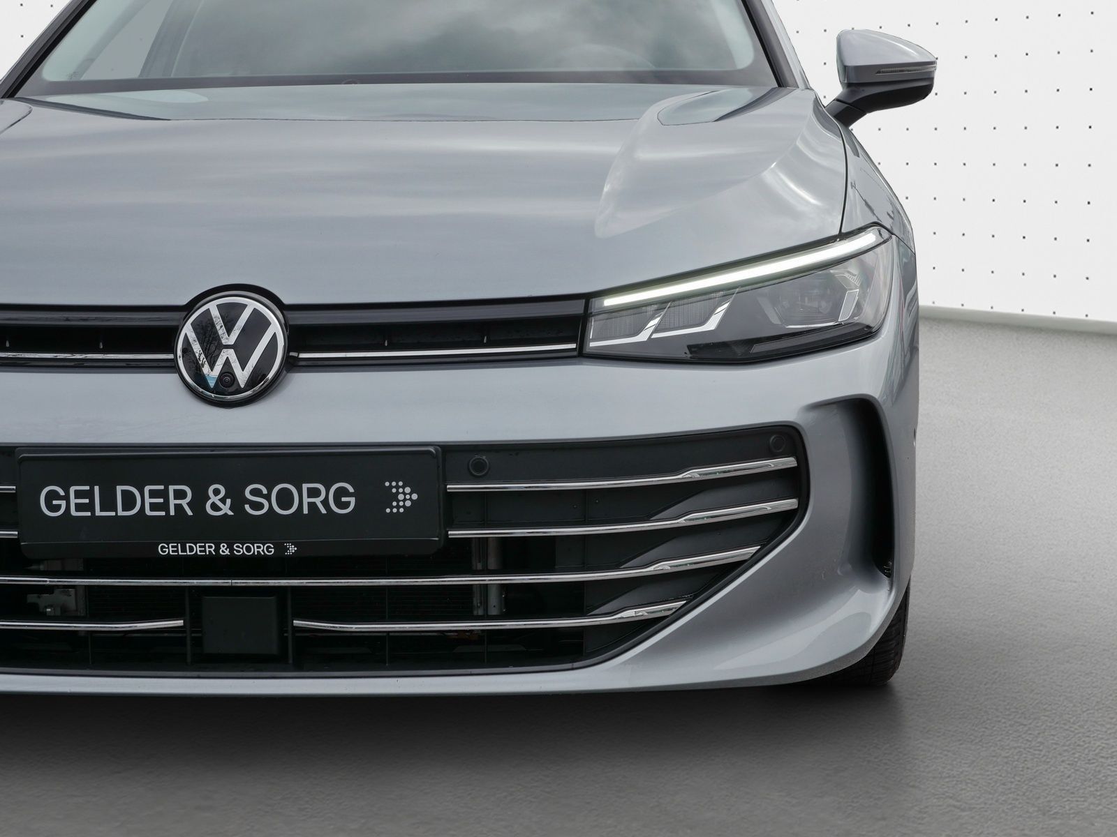 Volkswagen Passat - Bild 12