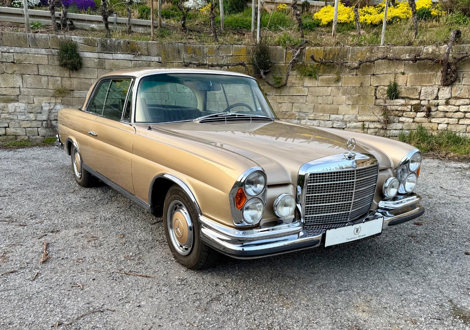 Mercedes-Benz 280 SE Coupé W111 Flachkühler, Schiebedach !
