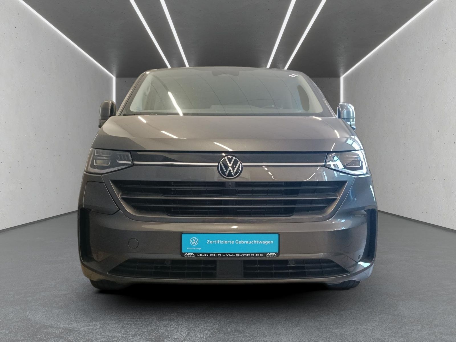 Volkswagen T7 Caravelle - Bild 5