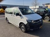 Volkswagen T6 Transporter Kombi 2.0 TDI 110KW AUTOM. PKW BR - Volkswagen T6 Transporter: 8 Sitzer