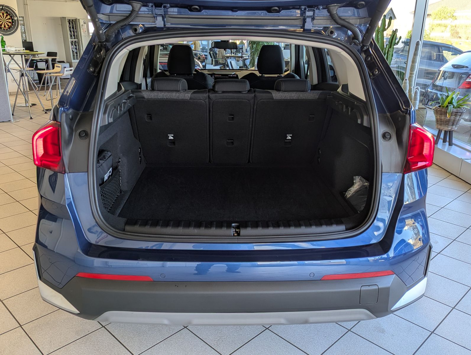 BMW X1 18 i Travel-Paket Pano Kamera AHK - Image 19