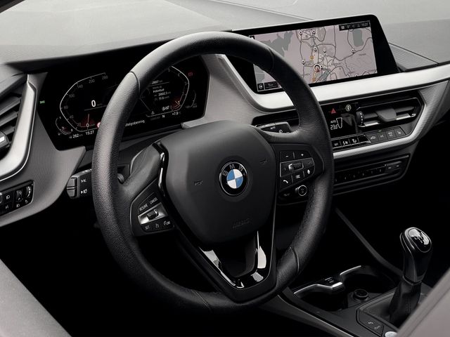 Foto Nummer 6: BMW 118i