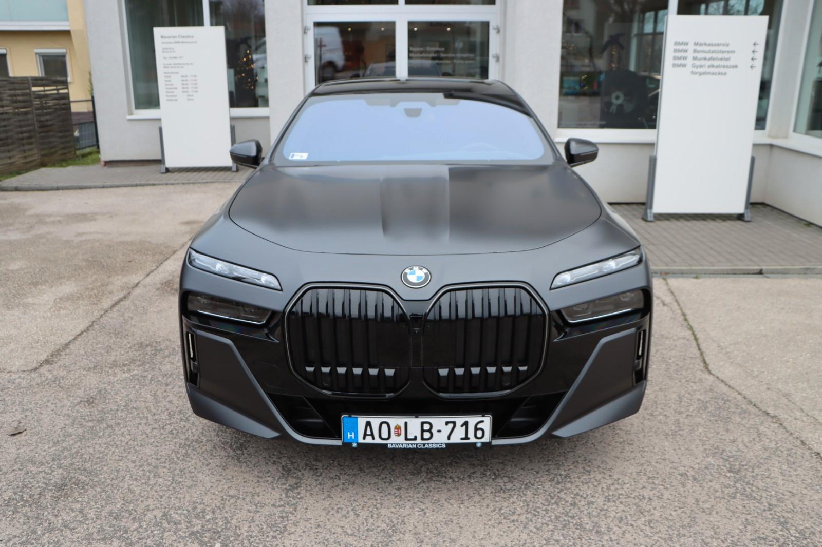 BMW 740d MPro, Exec, Innov, Indiv, B&W net €101k