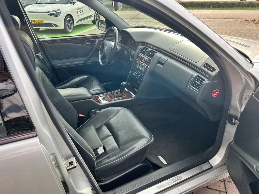 Mercedes-Benz E 430 kombi Avantgarde Select 4-Matic Schiebedac