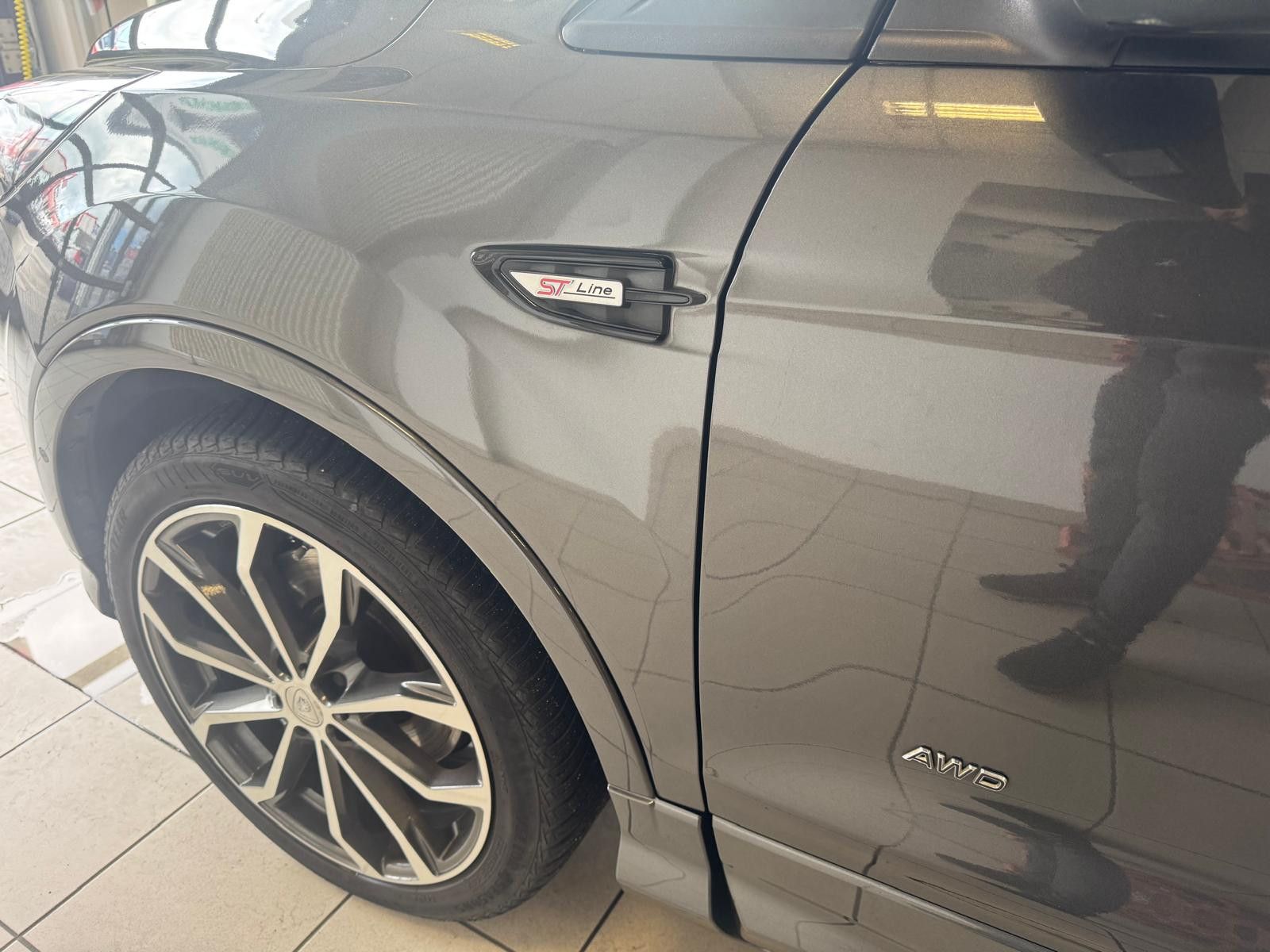 Fahrzeugabbildung Ford Kuga ST-Line /NAVI/KAMERA/AHK/KLIMA/ALLRAD