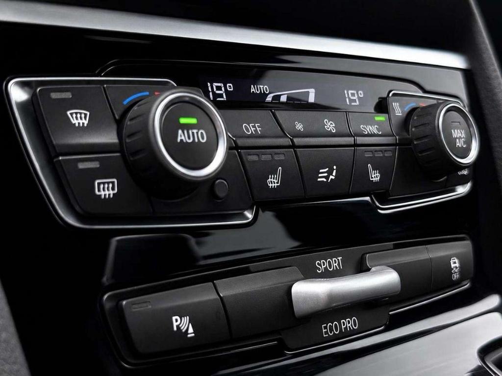 BMW 218 Gran Tourer M Sport Business 7-Sitz H&K Kame