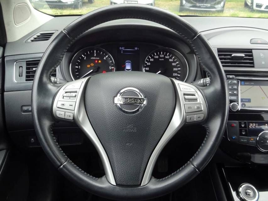 Fahrzeugabbildung Nissan Pulsar  1.5 dCi  n-tec  ALW-Reifen