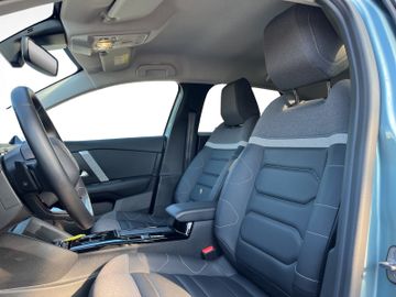 Citroën C4 Shine PT 130 EAT 8 Navi+Carplay+HUD+RFK+LM