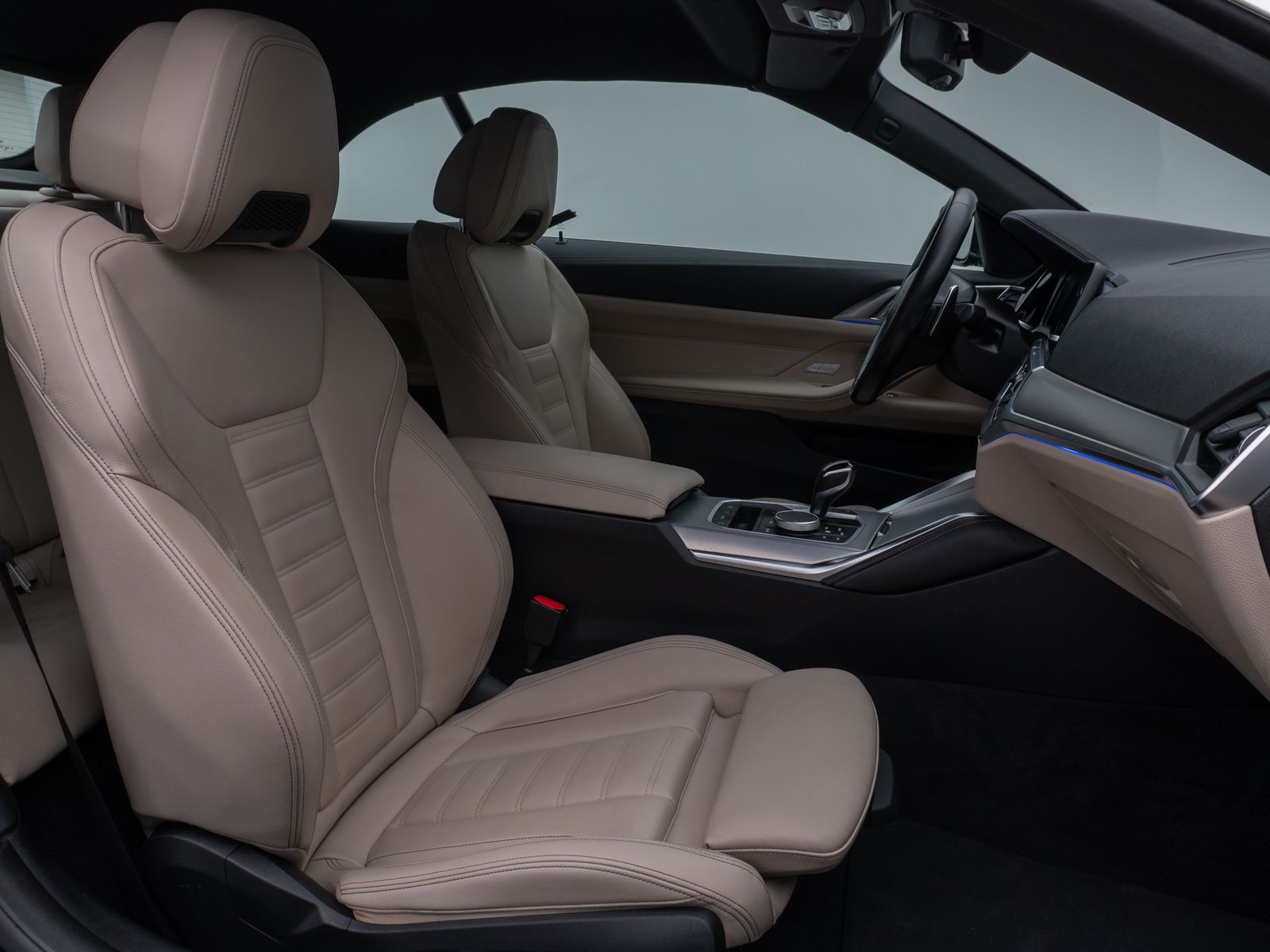 Fahrzeugabbildung BMW 430i Cabrio M Sport Kamera DAB HiFi Komfort Alar