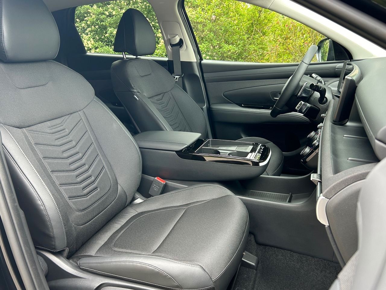 Fahrzeugabbildung Hyundai TUCSON 1.6 T-GDI Trend *Totwinkel*ACC*LED*RFK*