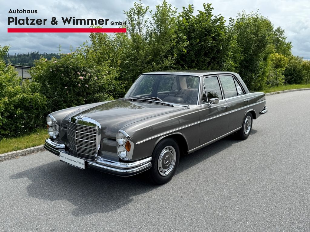 Mercedes-Benz 280