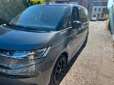 Volkswagen T7 Multivan 2,0 TDI SCR DSG Edition Edition - Volkswagen T7 Multivan in Düsseldorf